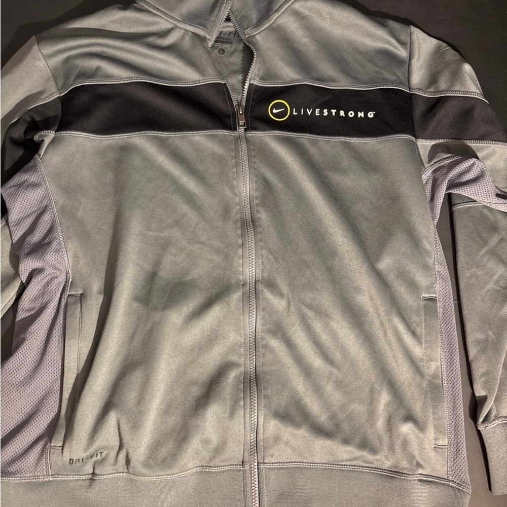 Nike LiveStrong Full Zip Track Jacket Style Size Large